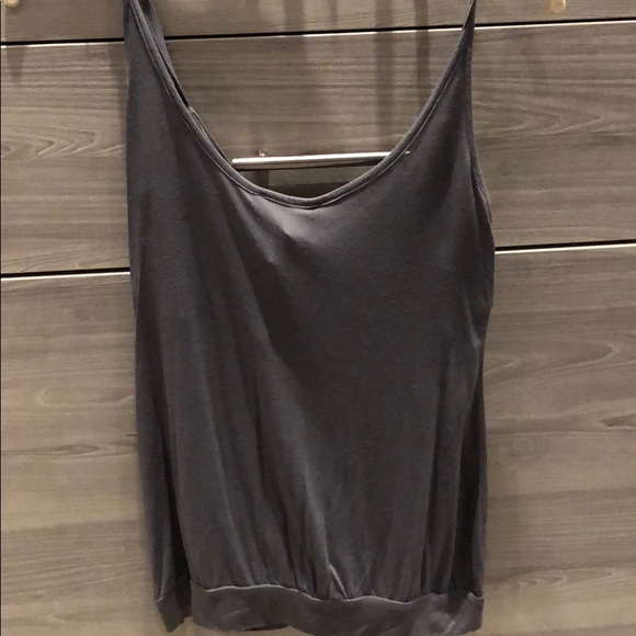 Top - Picture 4 of 4